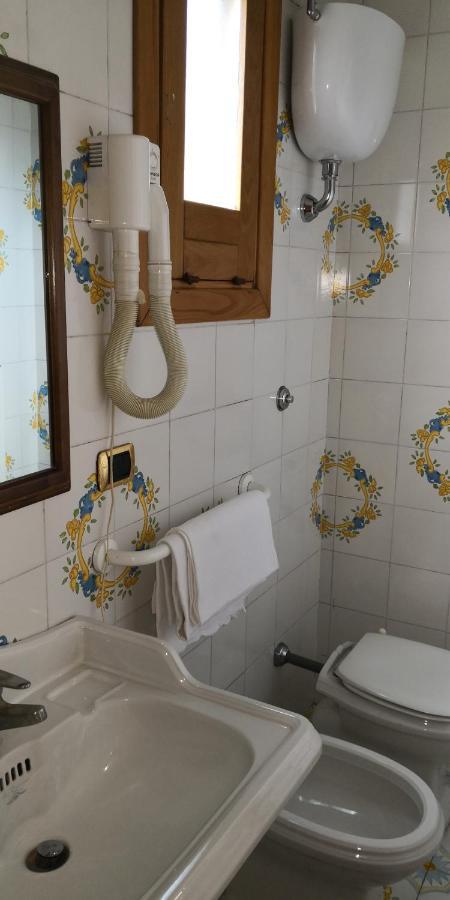 "Villa Pompei" Camere Familiari Kültér fotó
